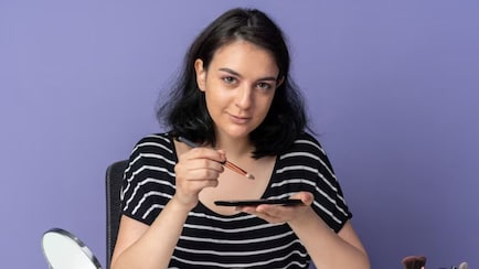 What Is Tired Girl Makeup, The Viral Beauty Trend Blending Glam With Fatigue