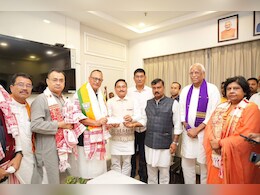 असम कांग्रेस छोड़ने के बाद प्रद्युत बोरदोलोई पहली बार पहुंचे बाजपेयी भवन, देखिए फोटोज