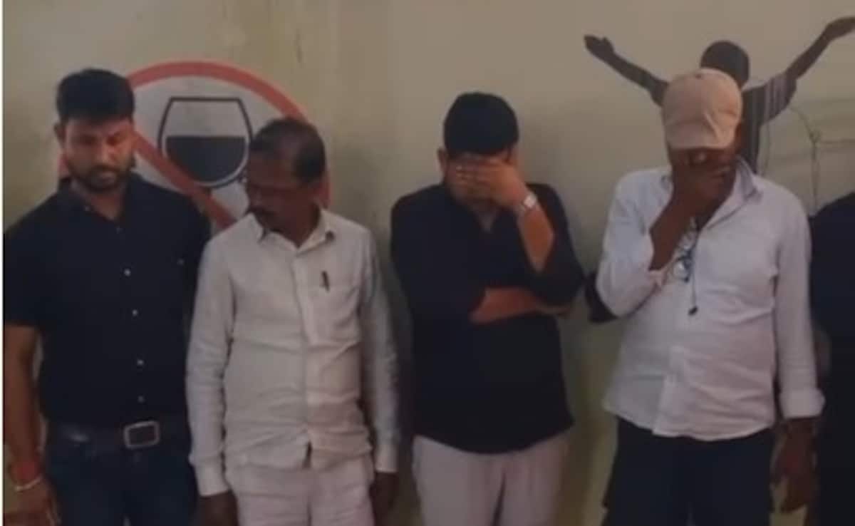 5 Bihar Teachers Found Drunk While On Educational Tour With Students