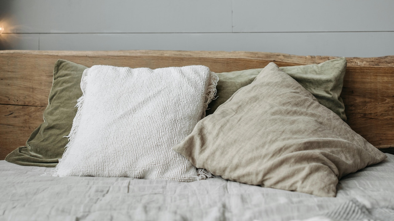 Why Your Sofa Looks Messy: Cushion Styling Mistakes You Need To Avoid Why Your Sofa Looks Messy: Cushion Styling Mistakes You Need To Avoid