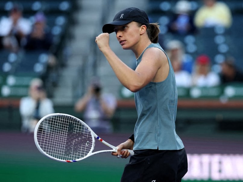 Iga Swiatek Routs Karolina Muchova To Reach Indian Wells Quarter-Finals