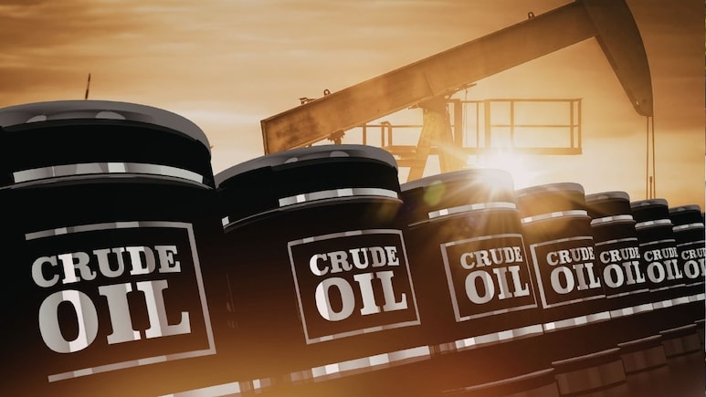 ईरान-इजरायल युद्ध की आग में कच्चे तेल की कीमतों में भूचाल, $83 के पार पहुंचा क्रूड, जानें भारत पर क्या होगा असर