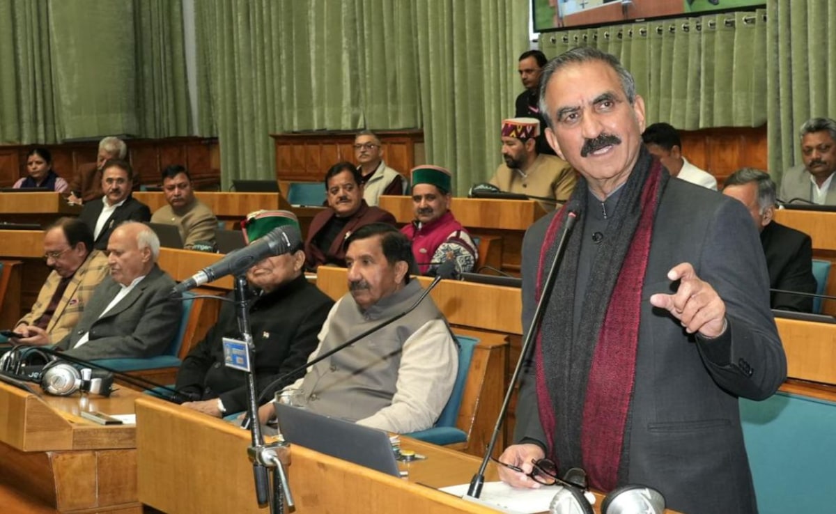 मंत्री-विधायकों के बाद अब IAS-IPS अफसरों की बारी, हिमाचल में मुख्य सचिव से लेकर SP तक, सबके सैलरी पर चली कैंची