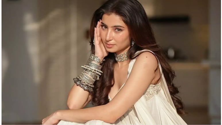 रणवीर, सलमान या शाहरुख नहीं, इस सुपरस्टार को पसंद करती हैं धुरंधर एक्ट्रेस सारा अर्जुन, खुलेआम किया इजहार