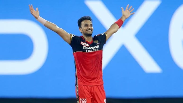 IPL के एक सीजन में किस गेंदबाज ने लिए हैं सबसे ज्यादा विकेट? टॉप पर भारतीय