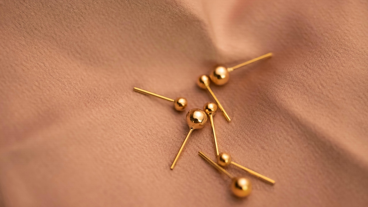 Minimal Stud Earrings for Women That Transition Between Office Wear and Casual Styles