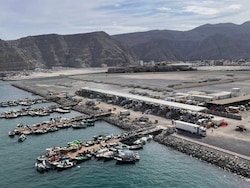 US Hits Iran Missiles Near Hormuz With 2,200 kg 'Bunker Buster' Bombs