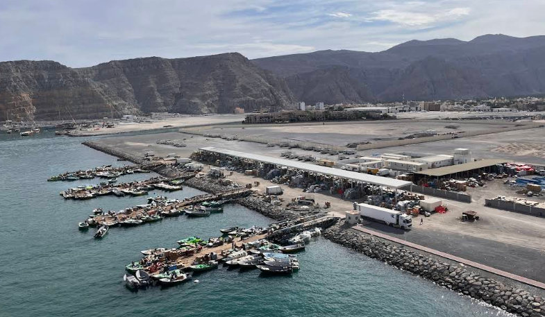 US Hits Iran Missiles Near Hormuz With 2,200 kg 'Bunker Buster' Bombs