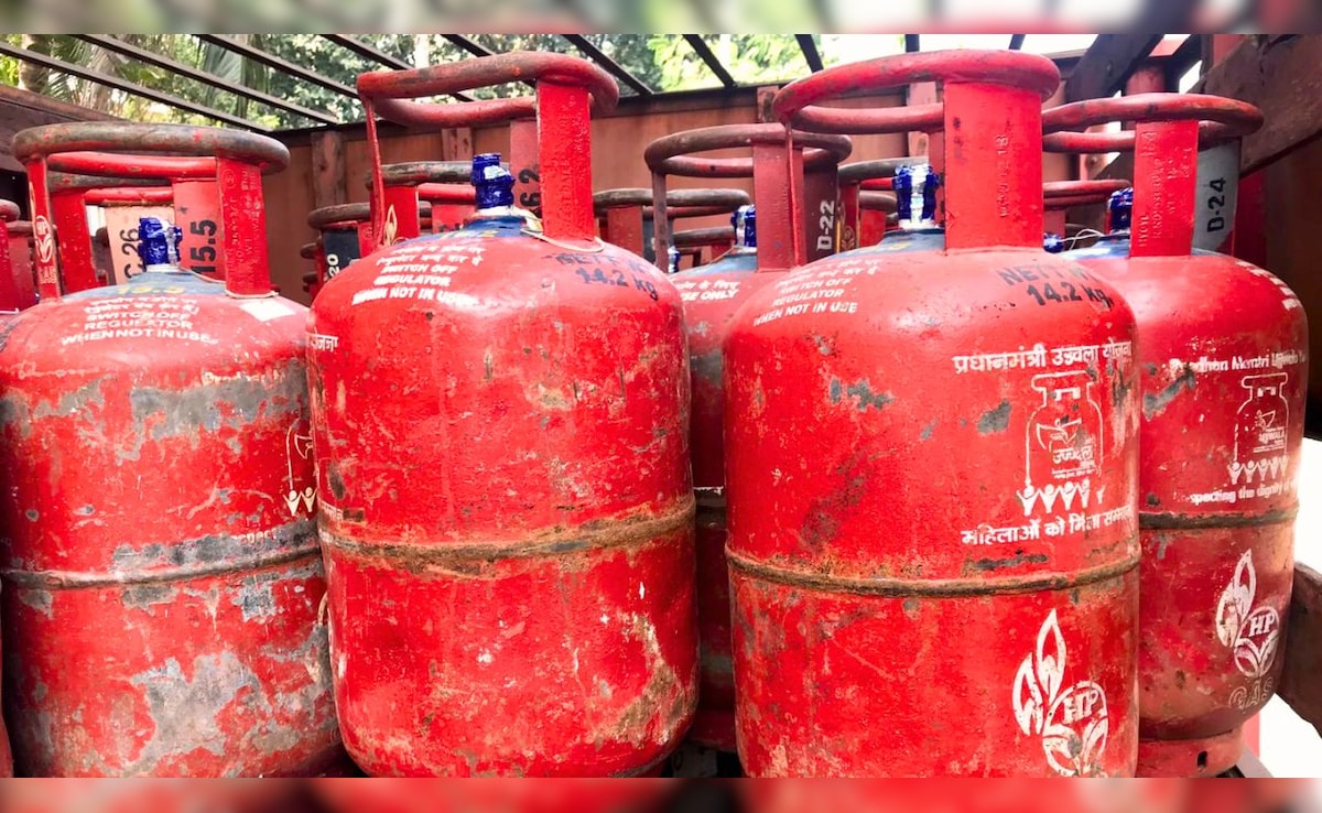 घर की रसोई में लगा सिलेंडर खत्म होने वाला है, कैसे लगाएं पता? ये रही 3 आसान ट्रिक्स, मिनटों में हो जाएगा चेक