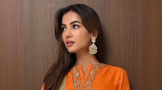 Sonal Chauhan Returns To India After Being Stranded In Dubai Amid Israel-Iran Conflict: "The Last Few Days Were Challenging"