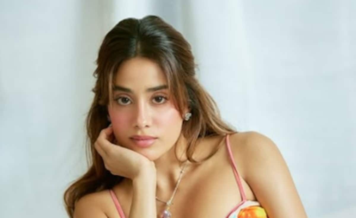 जान्हवी कपूर मना रही हैं 29वां बर्थडे, नंगे पैर पहुंचीं तिरुमाला, वीडियो हो रहा वायरल