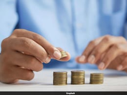 Got Rs 100 To Invest? Here's How To Split It Between Shares, Gold And FD