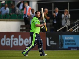 टी20 वर्ल्ड कप में मिली शिकस्त का गम बर्दाश्त नहीं कर पाया यह क्रिकेटर, अब इस फैसले से सबको चौंकाया