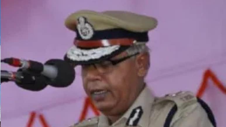 छत्तीसगढ़ के पूर्व डीजीपी विश्वरंजन का निधन: पटना में ली अंतिम सांस, कार्डियक संबंधी बीमारी से जूझ रहे थे