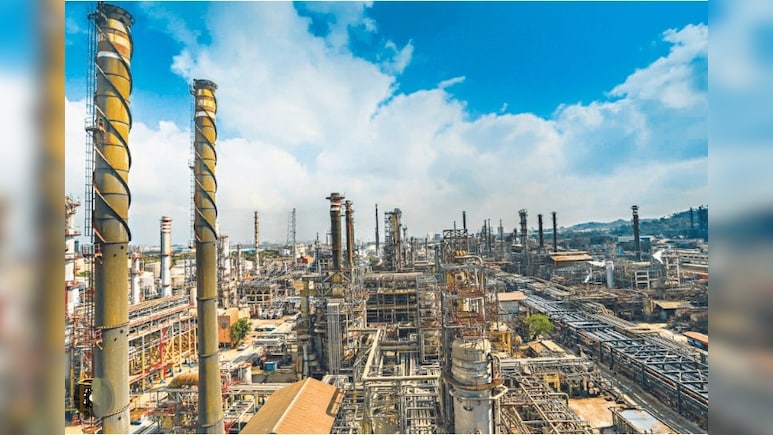 Petrol, Diesel Shortage? BPCL Clarifies As Hormuz Row Raises Cloud Over Crude, LNG Supplies