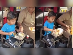 ट्रैफिक की भीड़... मां का प्यार, महिला ऑटो ड्राइवर बेटी ने बगल वाली सीट पर किया ऐसा इंतजाम, देखें दिल को छू लेने वाला वीडियो