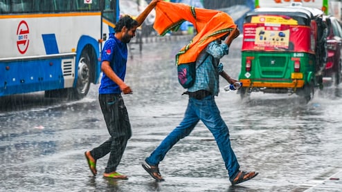 Rain Alert: आज आंधी-तूफान और बारिश, दिल्ली NCR में मार्च में 4 दिन बरसेंगे बदरा, जानें यूपी, पंजाब से राजस्थान तक मौसम का हाल