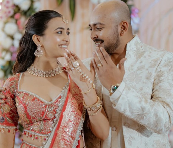 पृथ्वी शॉ ने इस एक्ट्रेस से कर ली सगाई, सोशल मीडिया से सीधे साउथ फिल्म इंडस्ट्री में करना जा रहीं डेब्यू