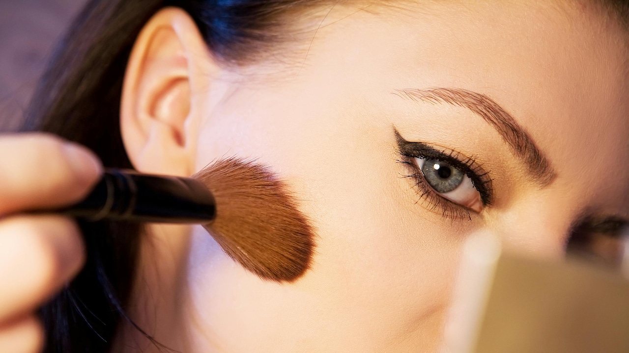 10 reasons for patchy-looking foundation