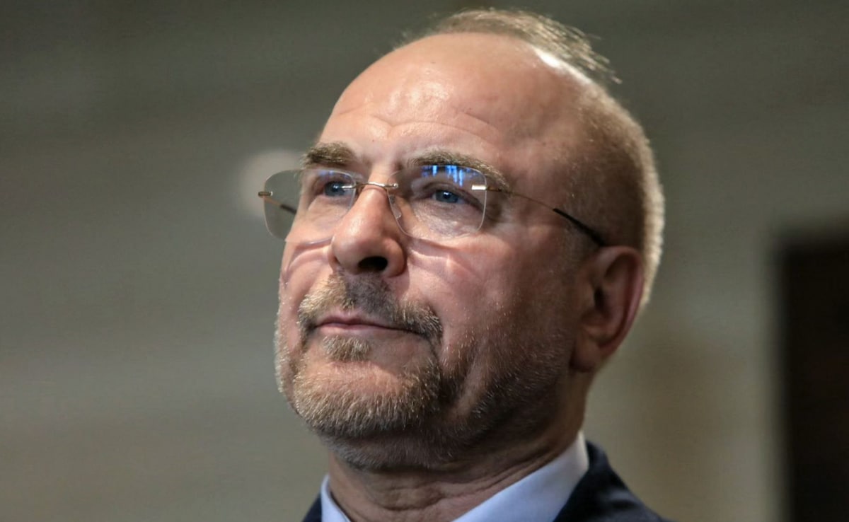 ईरान की संसद के स्पीकर गालिबाफ फिर अमेरिका का मजाक उड़ा रहे हैं