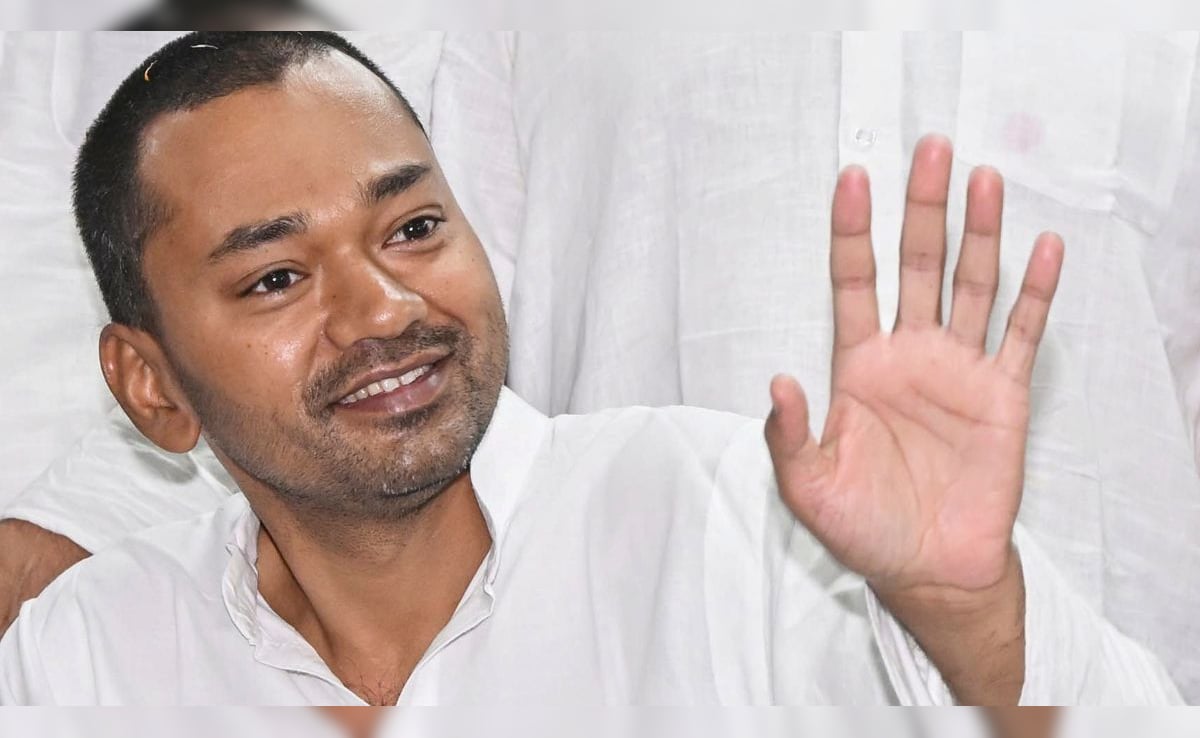 'फ्यूचर सीएम ऑफ बिहार', किसे मिलेगी सीएम की कुर्सी? पटना में पोस्टर राजनीति शुरू