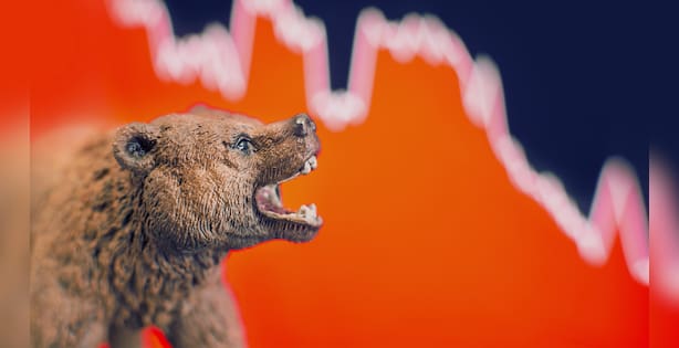 LIVE: Nifty Slumps Near 22,400, Sensex Slumps Over 700 Points