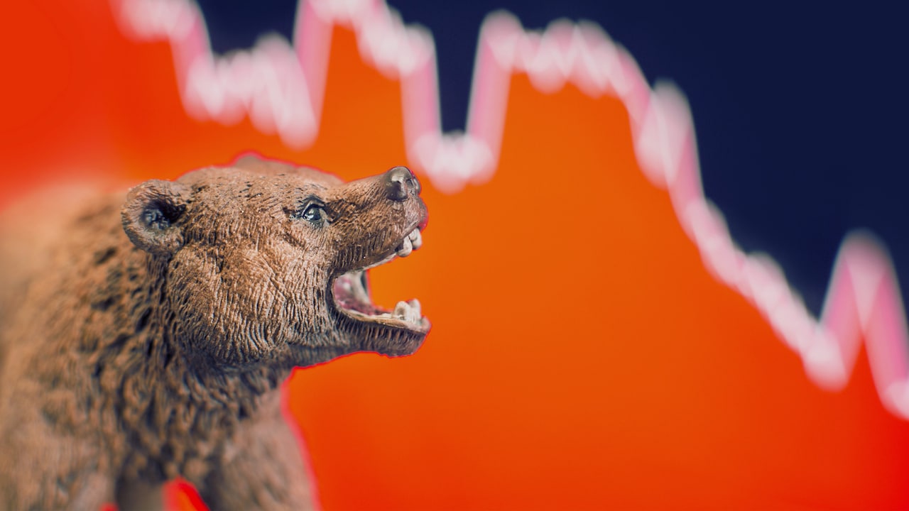 Stock Market Crash: Investors Lose Rs 1.27 Lakh Crore As Sensex Falls Nearly 600 Points On US-Iran Tensions