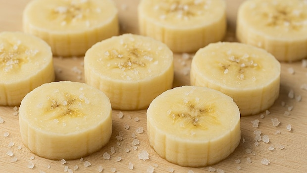 Nutritionist Explains How Banana With Lemon And Salt Can Improve Gut Health