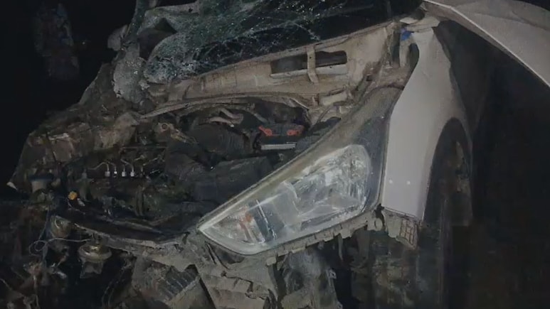 बिहार में गूगल मैप ने फिर दिया धोखा, अमृत भारत ट्रेन से कार की जोरदार भिड़ंत, बाल-बाल बची जान