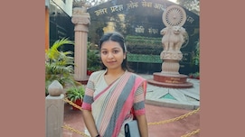 UPPSC Result: मुरादाबाद की दीक्षा अग्रवाल ने बिना कोचिंग पास की परीक्षा, पूरे राज्य में 15वीं रैंक