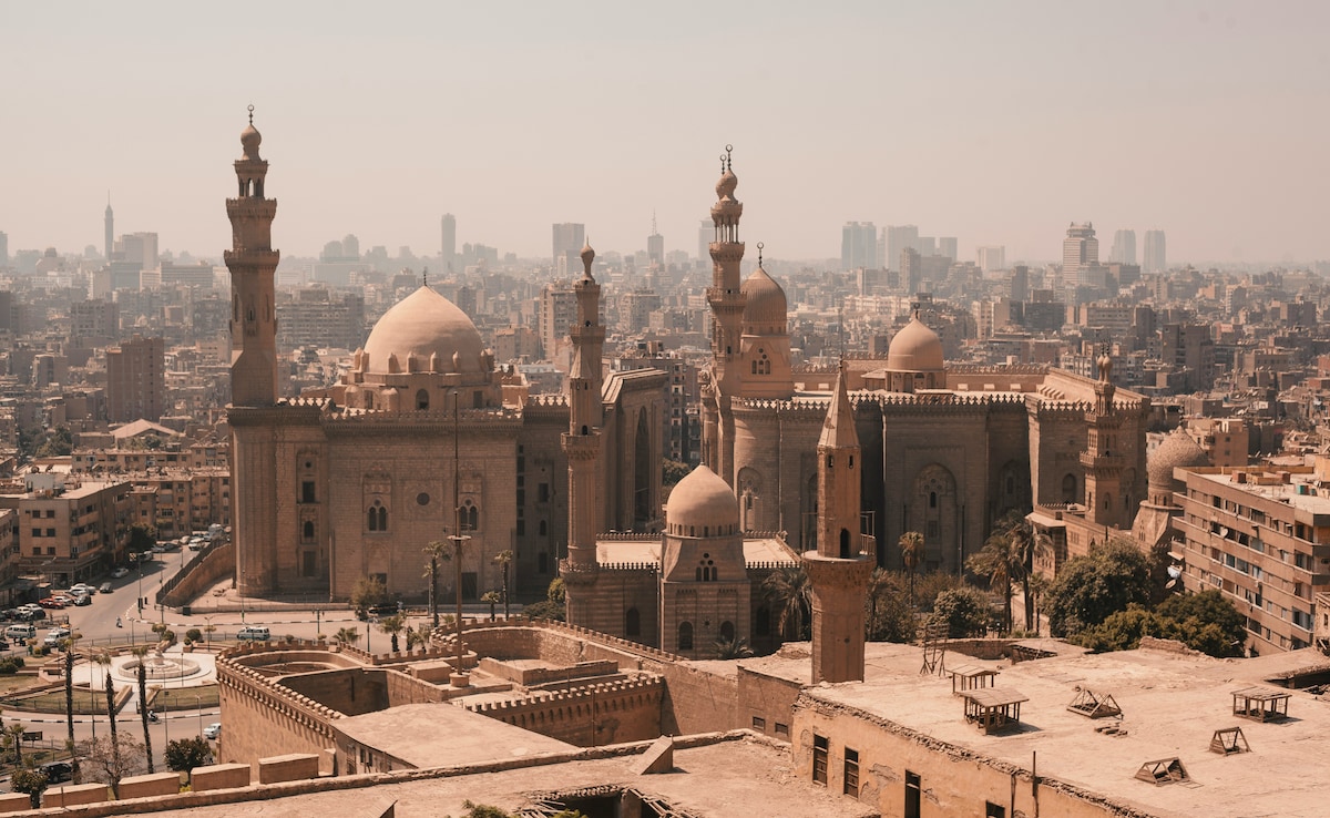 Which City Is Called The City Of A Thousand Minarets?