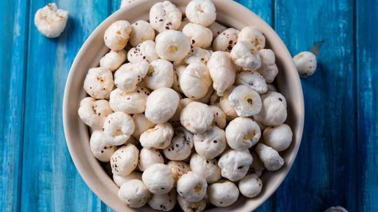 A wholesome crunch to fuel your day with smart makhana snacking