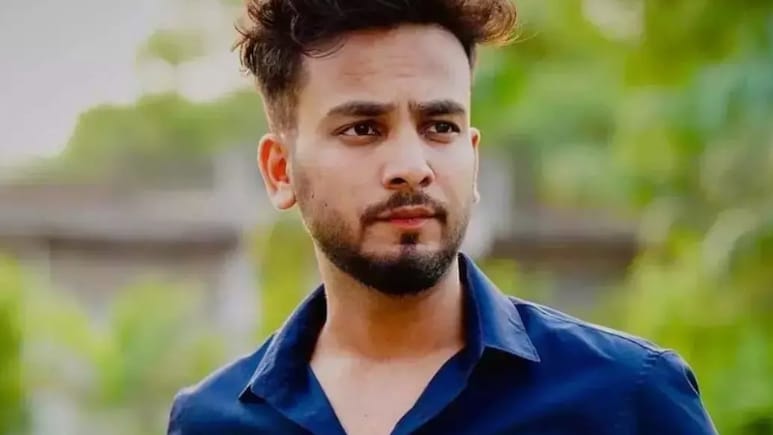 एल्विश यादव को सुप्रीम कोर्ट से राहत, सांप के जहर मामले में चल रहा केस खत्म