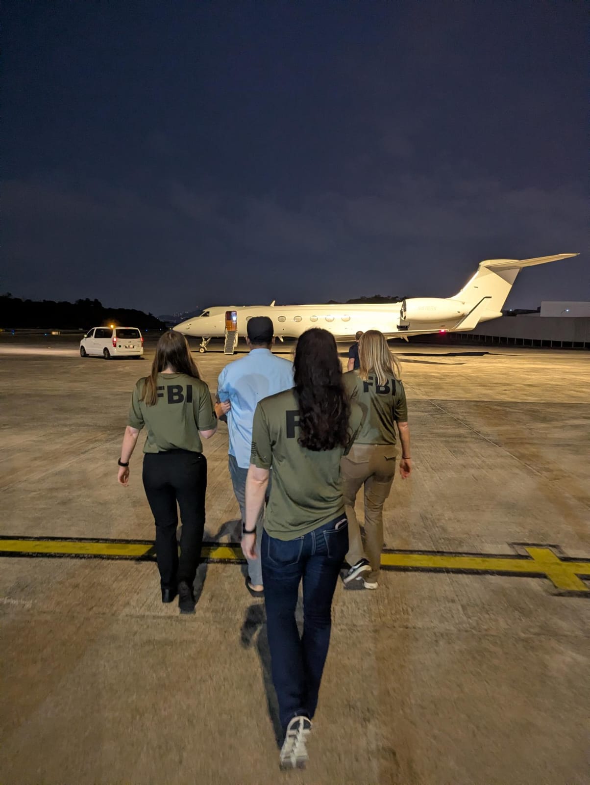 पहले दोस्ती, फिर अश्वील फोटो-वीडियो... अमेरिका में बच्चों का यौन शोषण करने वाला बांग्लादेशी चढ़ा FBI के हत्थे