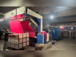 ईरान युद्ध की आंच सूरत के टेक्सटाइल उद्योग तक, यार्न-जरी भी महंगी, बढ़ती लागत से कंपनियों पर बंदी का खतरा