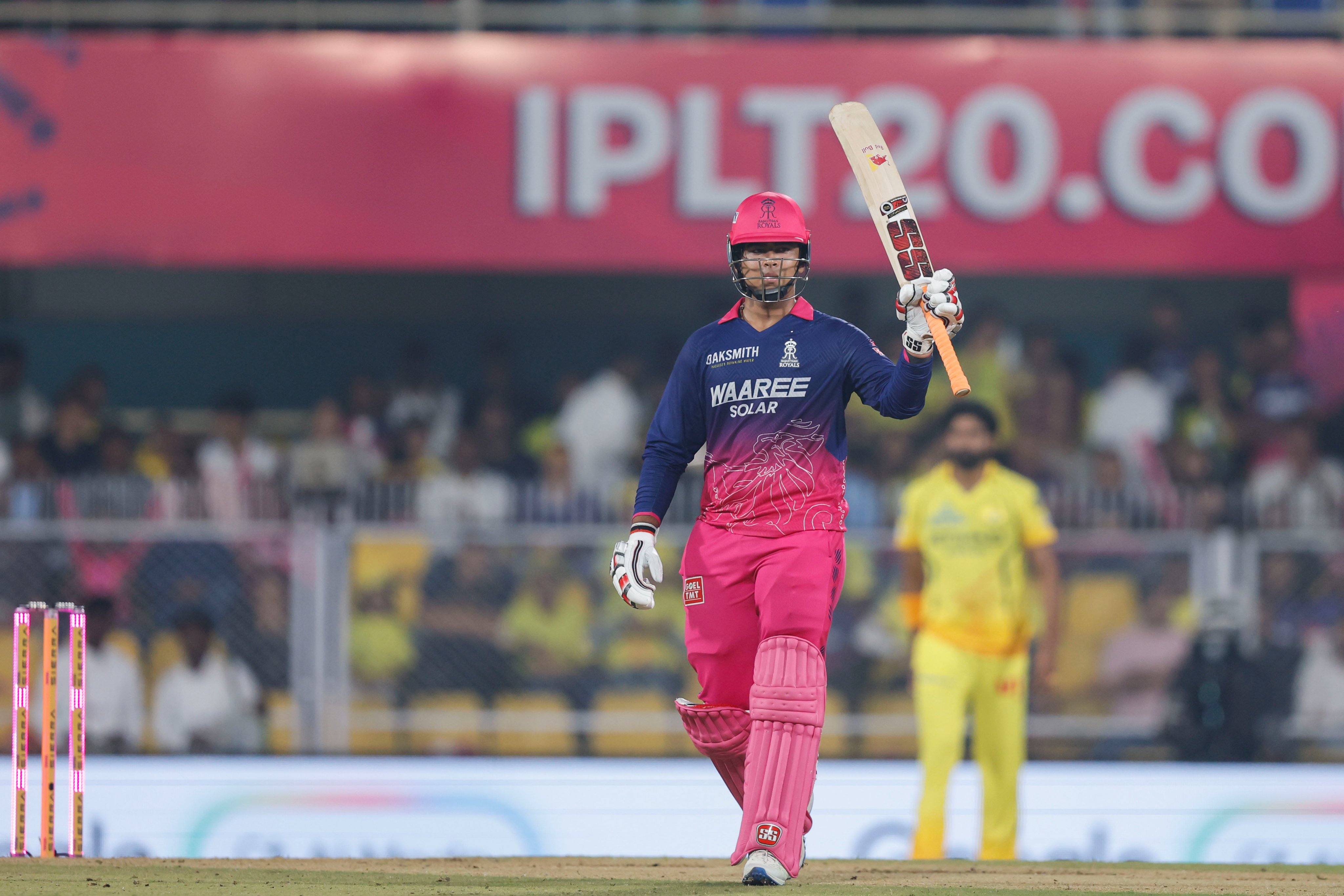 'वो अभिषेक और युवी की तरह बैट पकड़ता है', भारतीय दिग्गज ने वैभव को दिया सलाह, मान गए तो संवर जाएगा करियर