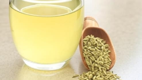 गर्मियों में सौंफ का सेवन क्यों है जरूरी? जानिए पेट को ठंडा रखने का आसान उपाय