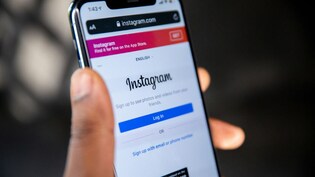 Instagram अचानक हुआ डाउन? DM फीचर ने दुनियाभर के यूजर्स को किया परेशान