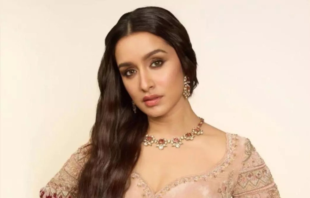 39 की उम्र में राहुल मोदी की दुल्हनिया बनेंगी श्रद्धा कपूर? मौसी तेजस्विनी कोल्हापुरे ने बताई शादी की पूरी प्लानिंग