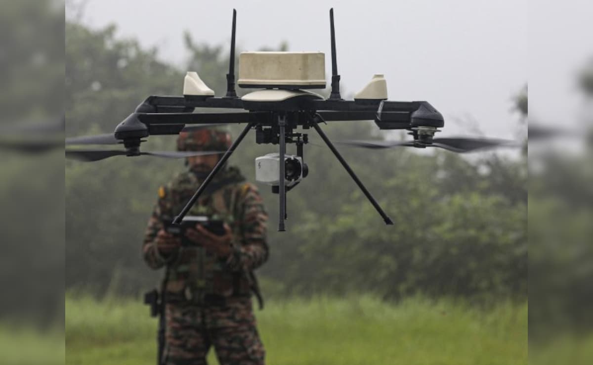 भारत का 20-स्टेप 'सुरक्षा कवच' तैयार! चीनी चिप वाले ड्रोन होंगे 'नो-फ्लाई ज़ोन' के बाहर