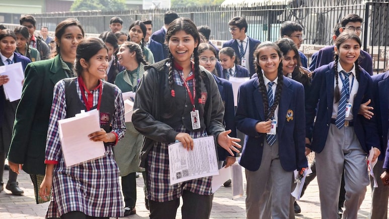 CBSE Class 12 Psychology Exam 2026: कैसा रहा साइकोलॉजी एग्जाम, स्टूडेंट्स ने बताया आसान, टीचर्स ने दिया ऐसा रिएक्शन