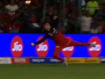 Watch: Phil Salts Wonder Catch Denies Ishan Kishan Century In First Match As IPL Captain