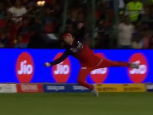 Watch: Phil Salts Wonder Catch Denies Ishan Kishan Century In First Match As IPL Captain