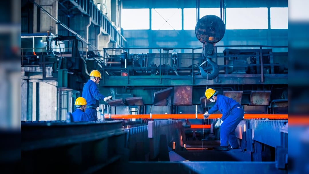 Unemployment Rate At 4.9% In February; Worker Population Ratio Stable