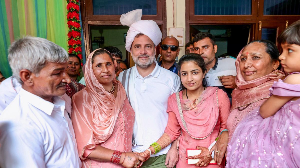 किसान की बेटी की शादी में पहुंचे राहुल गांधी, दूध के साथ खाया चूरमा, गिफ्ट में दिया 55 इंच का TV