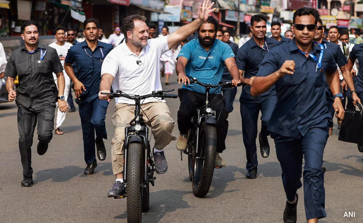 Rahul Gandhi Begins 2-Day Kerala Poll Campaign, Claims BJP-LDF Link