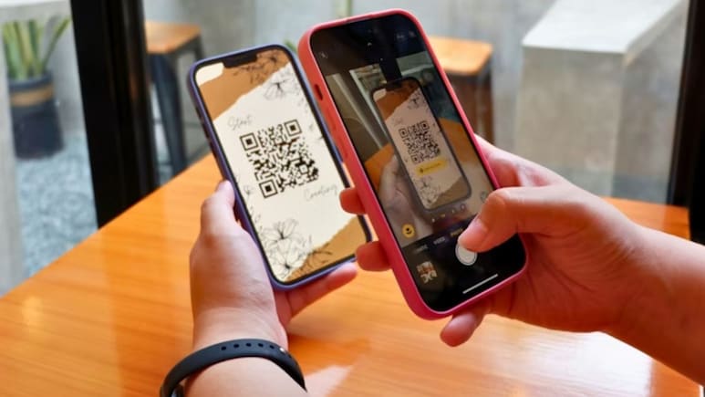 QR Code क्या होता है, कैसे काम करता है और हर QR Code क्यों होता है अलग? जानिए पूरी जानकारी