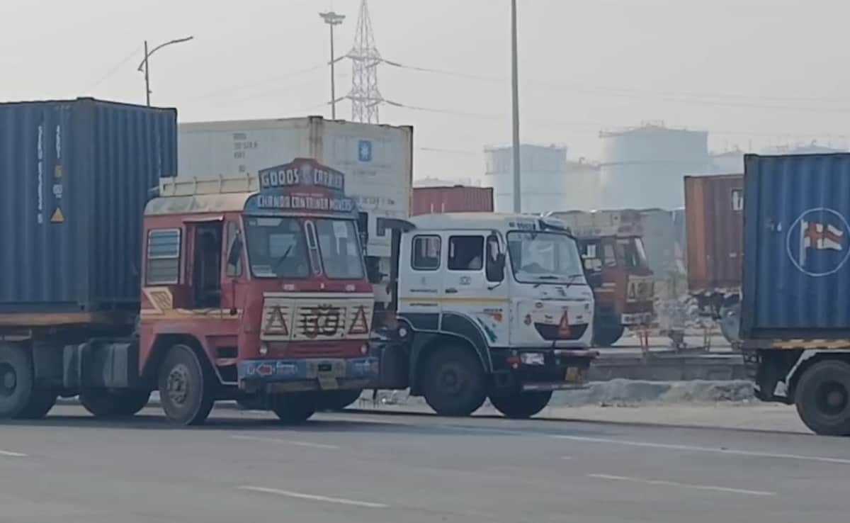 Middle East Impact: Over 1,000 Food Containers Stuck At Mumbai's Jawaharlal Nehru Port