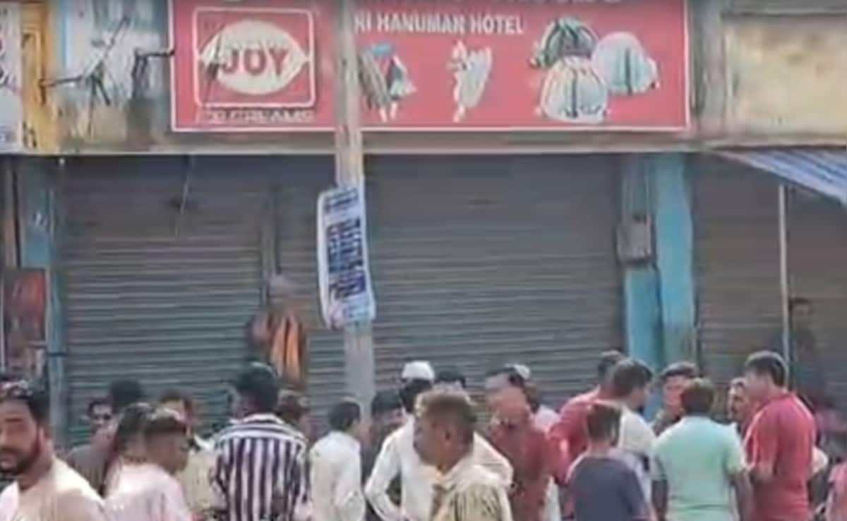 Facing Debt, Karnataka Hotel Owner Kills Self, Son Cites LPG Shortage