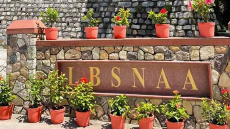 UPSC के बाद LBSNAA में क्या-क्या होता है? फाउंडेशन कोर्स, ट्रेनिंग प्रोसेस और स्टाइपेंड की हर जानकारी